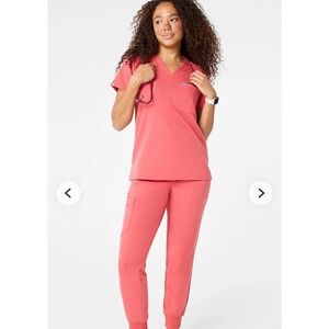 FIGS Catarina Scrub Top Pink Technical Collection V-Neck Pocket Small Womens